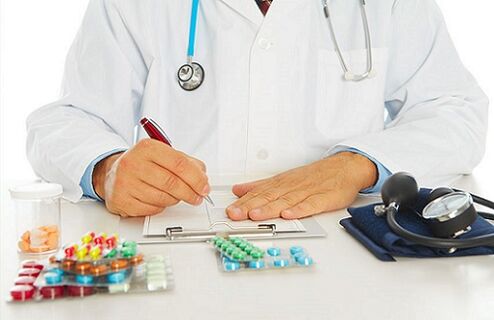 Doctor prescribes medication for prostatitis, photo 1
